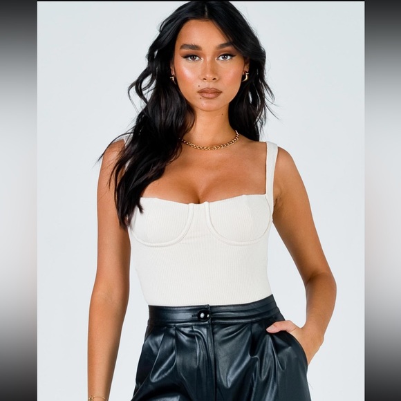 Kloye beige bodysuit - Picture 2 of 12